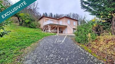 Maison - 150 m² - 8 pièces