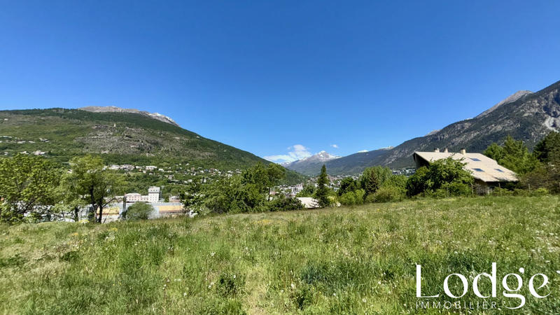 Terrain - 844 m²