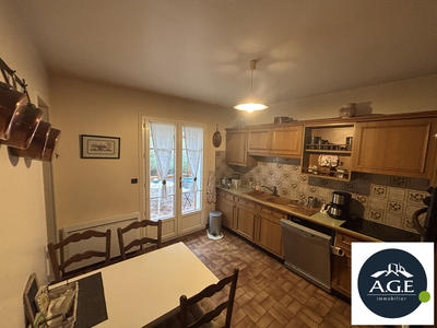 Maison - 135 m² - 4 pièces