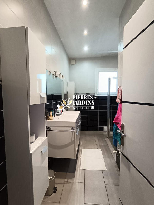 Maison - 112 m² - 4 pièces