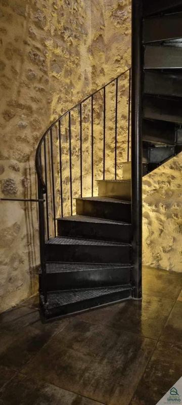 Maison - 175 m² - 6 pièces