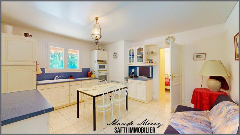 Maison - 160 m² - 7 pièces