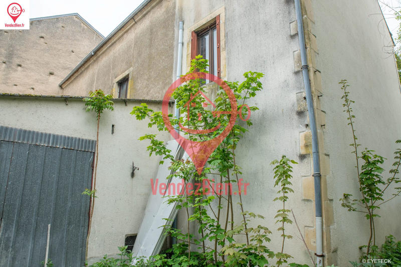 Maison - 300 m² - 6 pièces