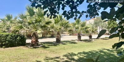 Propriété - 200 m² - 7 pièces