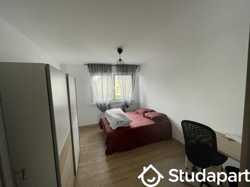 Chambre - 12 m² - 1 pièce