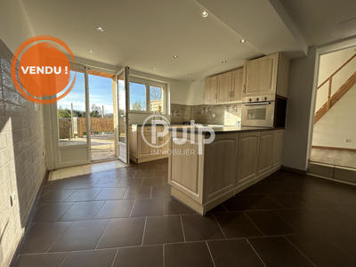 Maison - 80 m² - 5 pièces