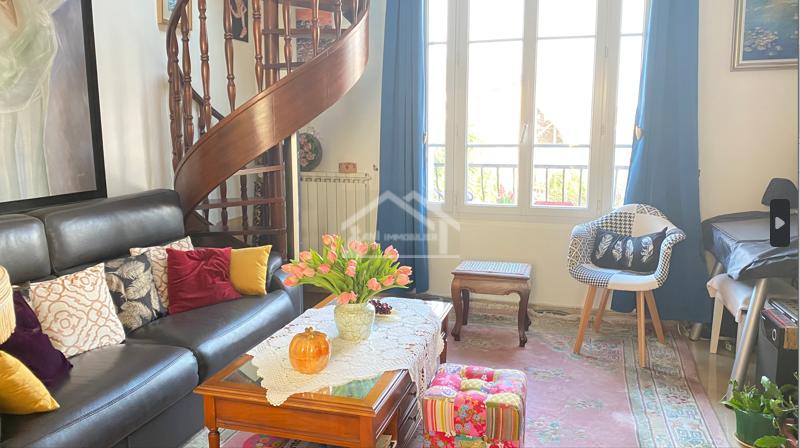 Maison - 140 m² - 6 pièces