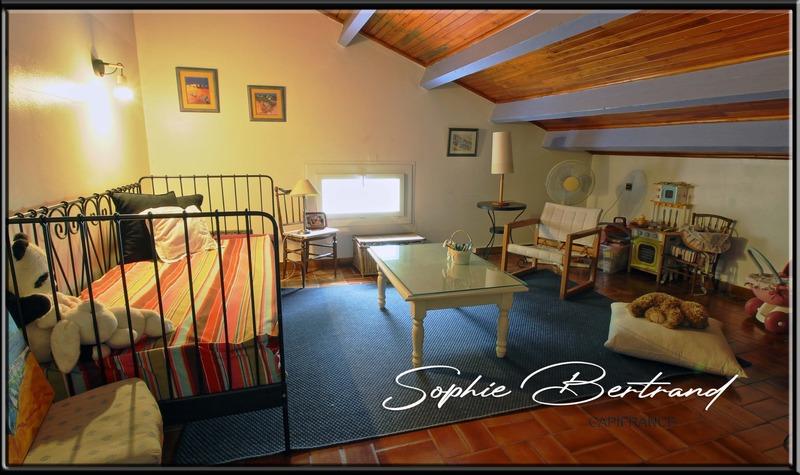 Maison - 236 m² - 9 pièces