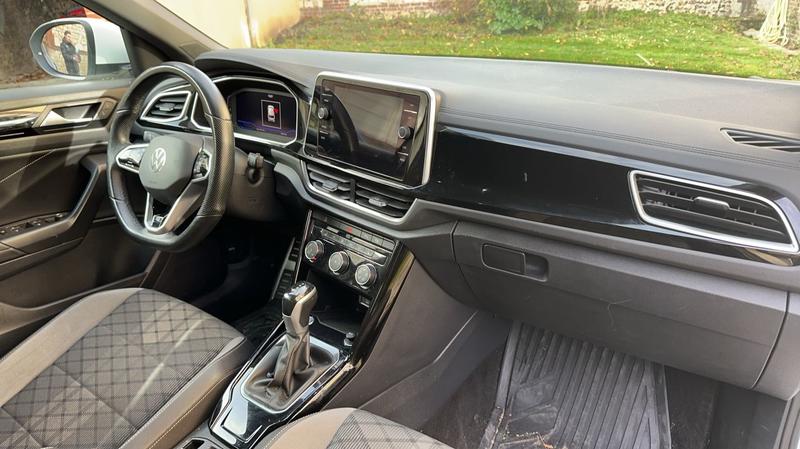 Volkswagen t-Roc 1.5 Tsi 150 Dsg7 R-Line