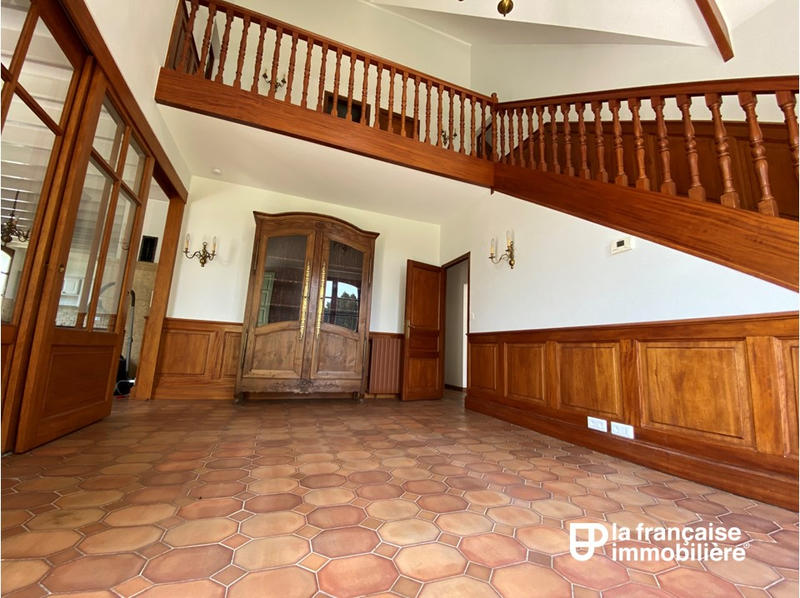 Maison - 182 m² - 6 pièces