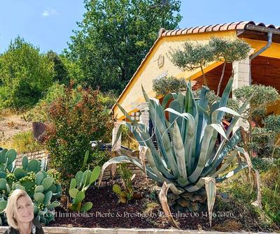 Maison - 202 m² - 6 pièces