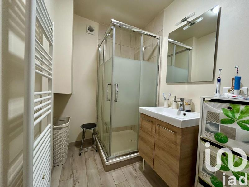 Maison - 189 m² - 9 pièces