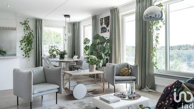 Appartement - 92 m² - 4 pièces