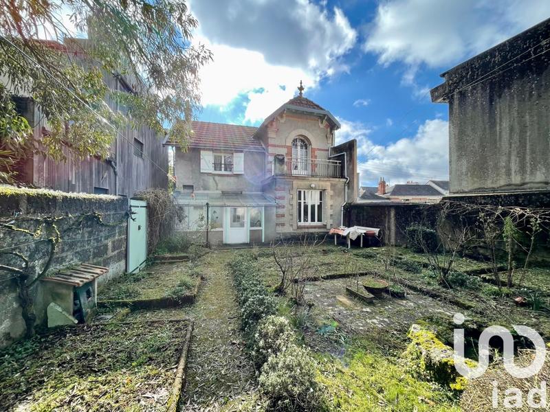 Maison - 90 m² - 5 pièces