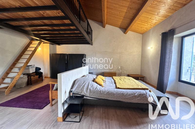 Maison - 190 m² - 5 pièces