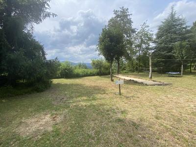 Maison - 334 m² - 13 pièces