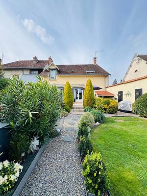 Maison de ville - 118 m² - 6 pièces