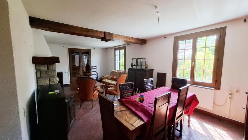 Maison - 183 m² - 8 pièces