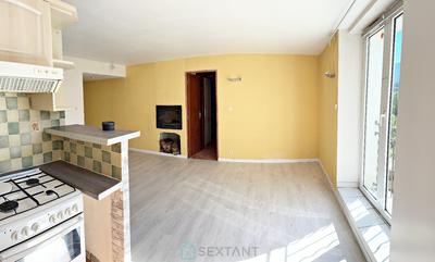 Appartement - 89 m² - 5 pièces