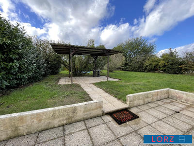 Maison - 90 m² - 4 pièces