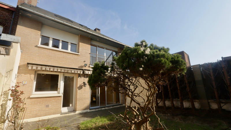 Maison - 147 m² - 5 pièces