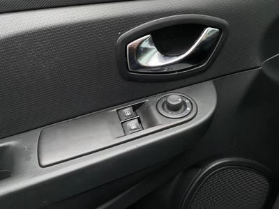Renault Clio Estate 1.5dci 90 Business Gps/Clim Auto/Regulateur/Feux Auto/Essuis Glaces Auto
