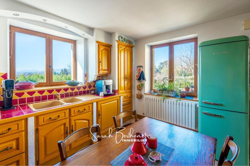 Maison - 159 m² - 6 pièces