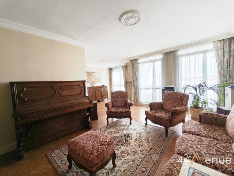 Appartement - 108 m² - 4 pièces