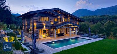 Maison - 219 m² - 7 pièces