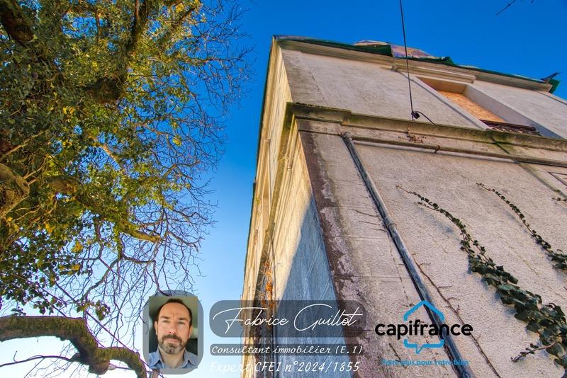 Maison - 320 m² - 10 pièces