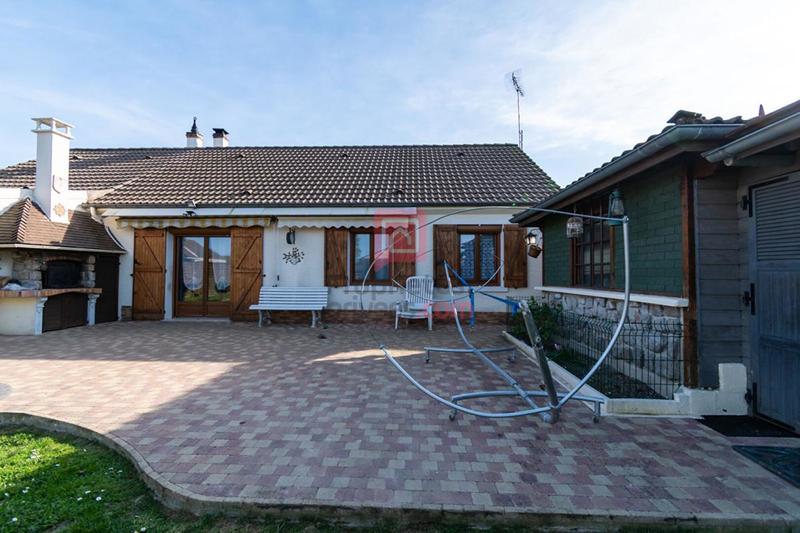 Maison - 88 m² - 5 pièces