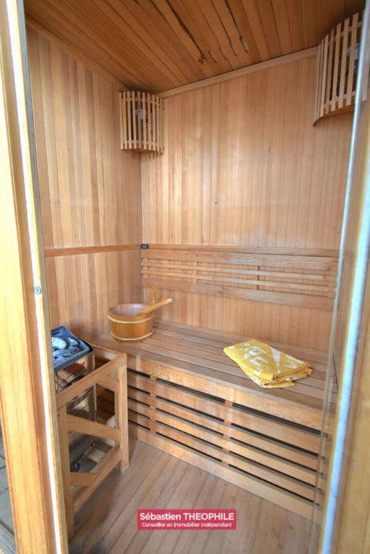 Maison - 194 m² - 6 pièces