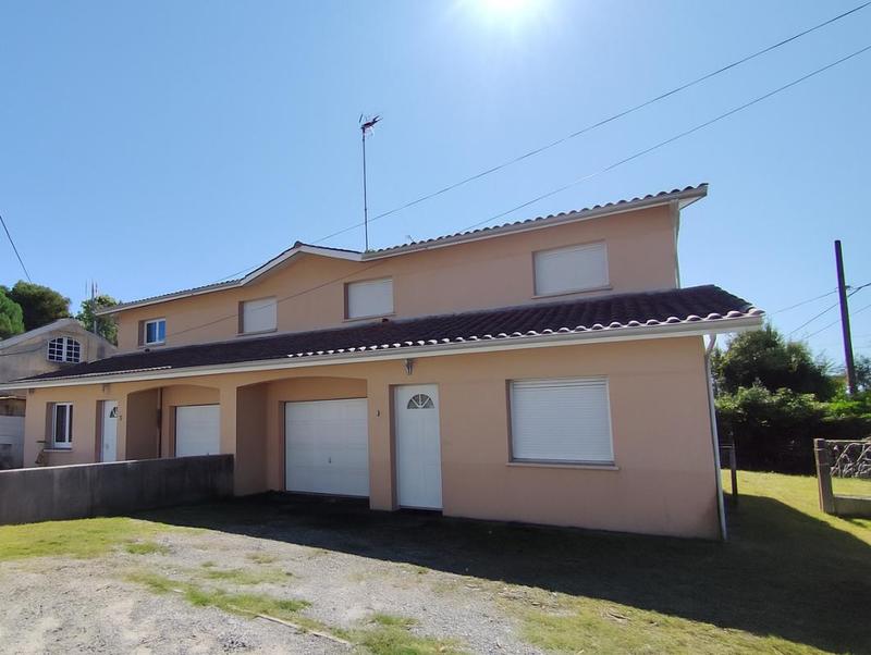 Maison - 200 m² - 12 pièces