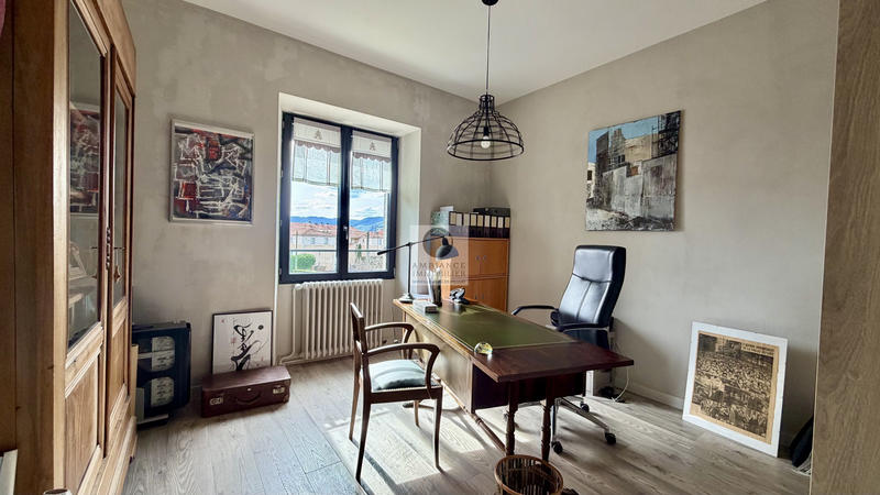 Maison - 172 m² - 7 pièces