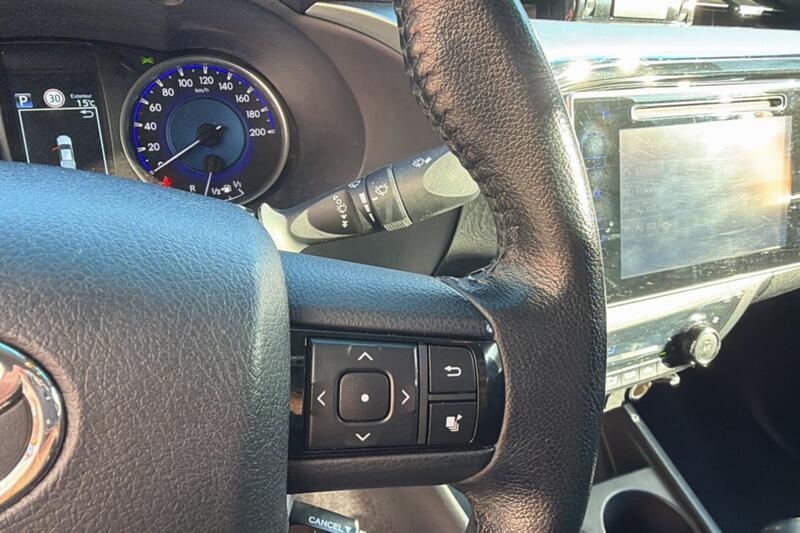 Toyota Hilux 2.4 D4-D 150 Invincible B