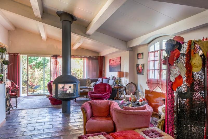 Maison - 296 m² - 9 pièces