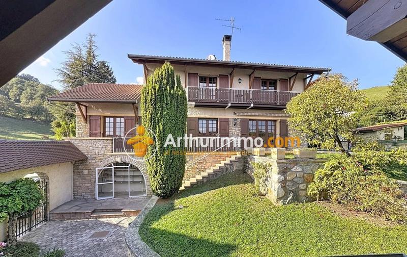 Maison - 160 m² - 5 pièces