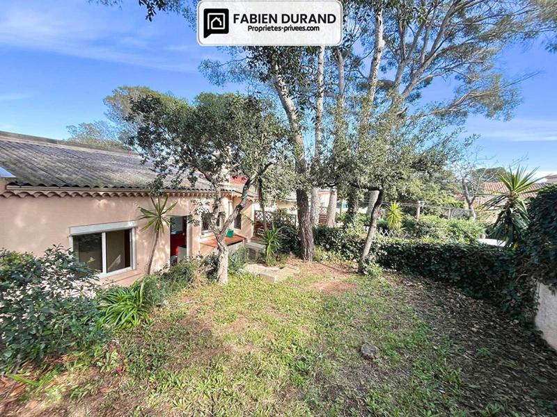 Villa - 166 m² - 9 pièces