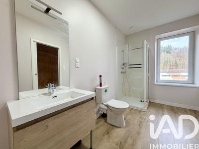 Maison - 92 m² - 3 pièces