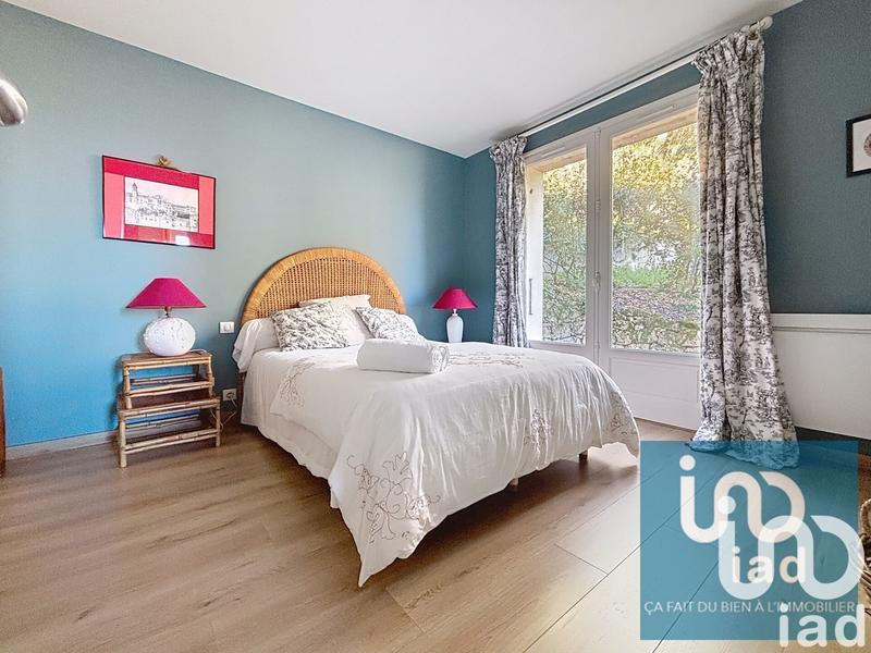 Maison - 198 m² - 8 pièces