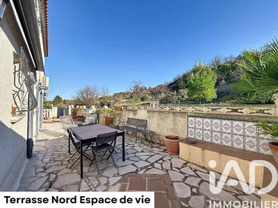 Maison - 200 m² - 6 pièces