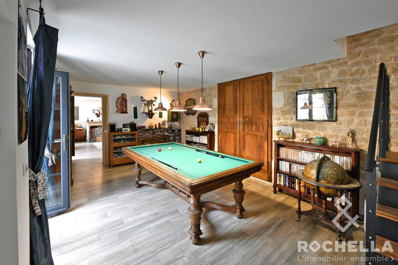 Maison contemporaine - 269 m² - 8 pièces