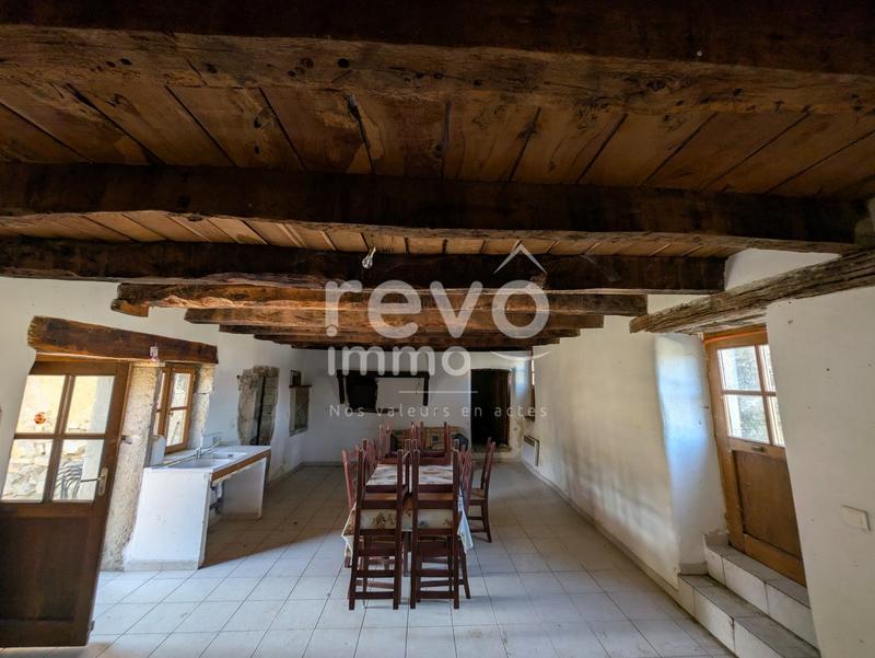 Maison ancienne - 177 m² - 9 pièces