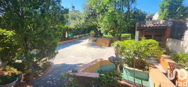 Maison - 210 m² - 7 pièces