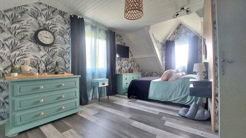 Maison - 145 m² - 8 pièces