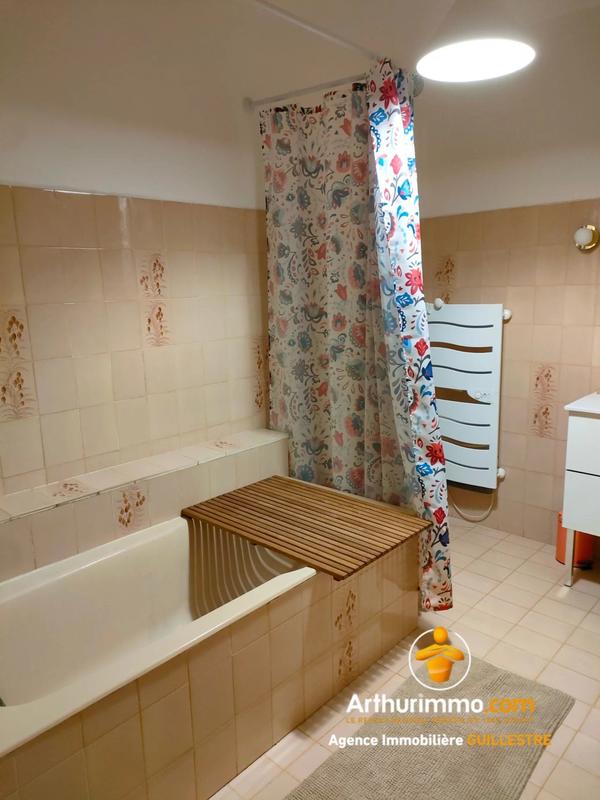 Appartement - 137 m² - 6 pièces