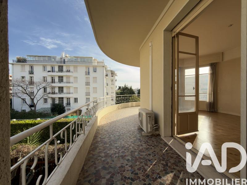 Appartement - 75 m² - 3 pièces