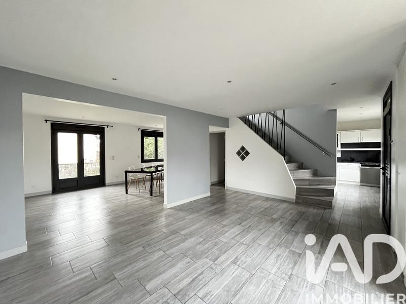 Maison - 120 m² - 5 pièces