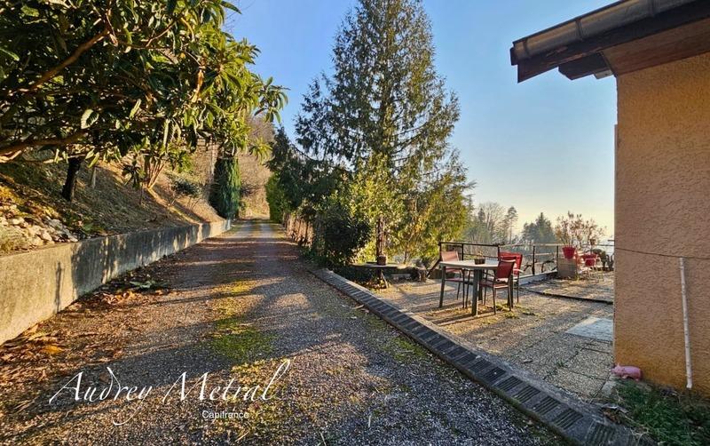 Maison - 90 m² - 3 pièces