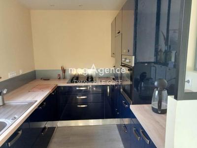 Maison - 140 m² - 7 pièces